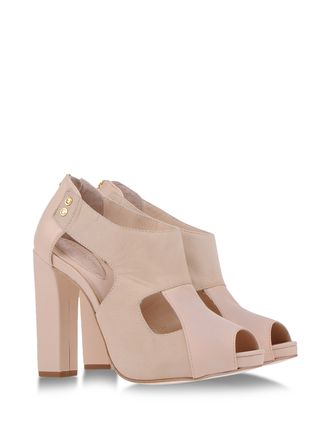Foto kat maconie sandalias sskatmaconiew
