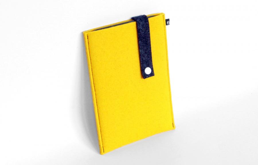 Foto Kindle case: Yellow and charcoal wool felt