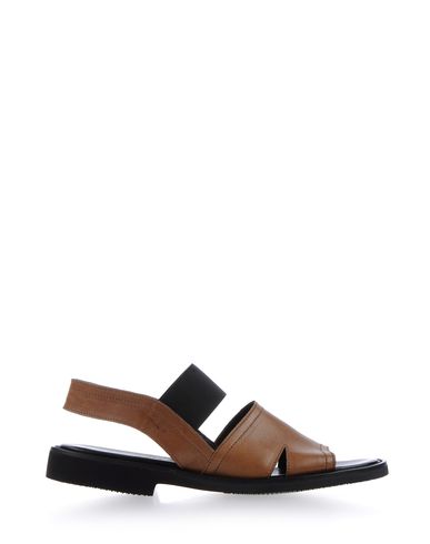 Foto kris van assche sandalias
