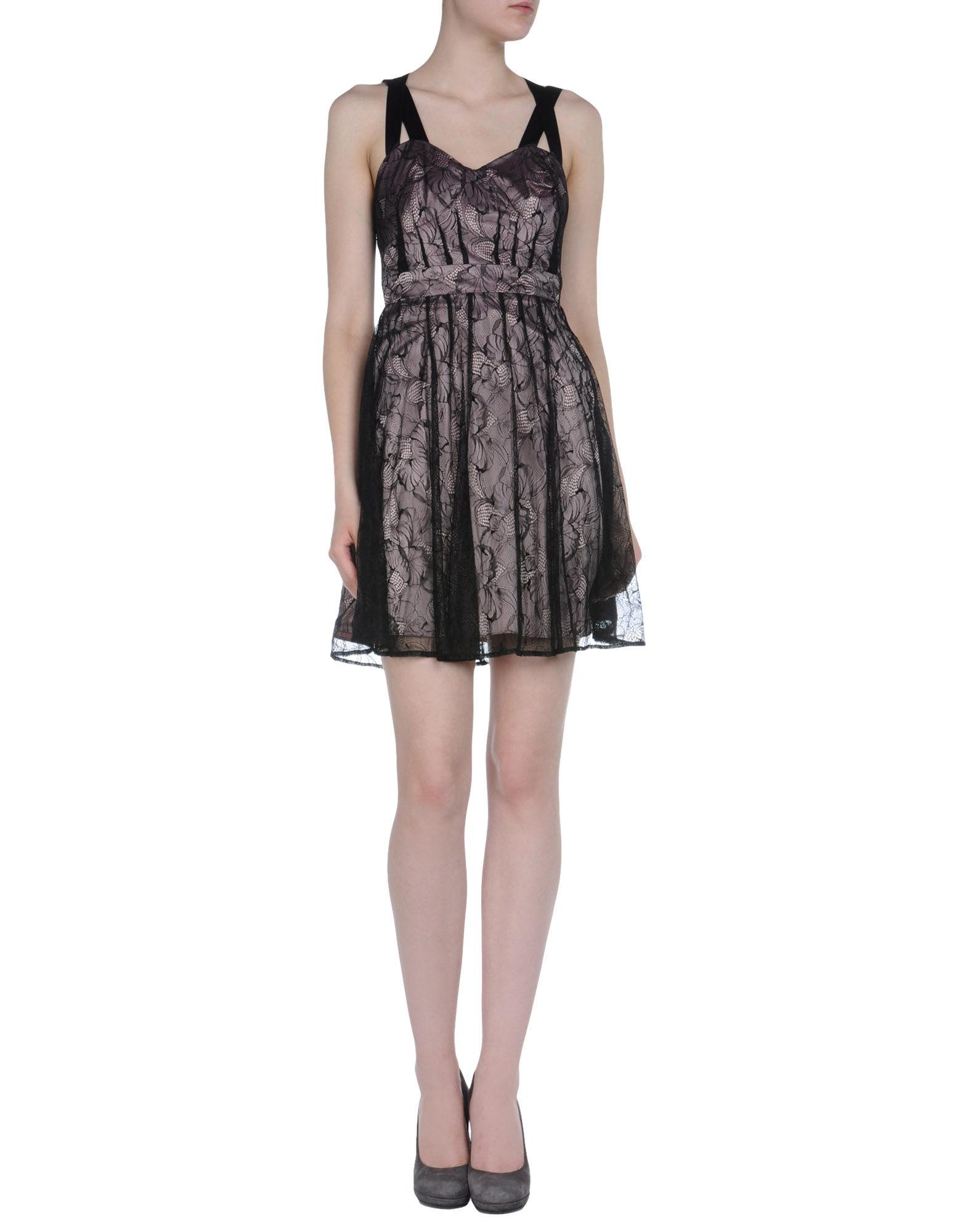 Foto lipsy minivestidos
