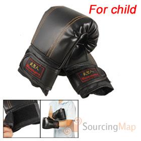Foto los niños de imitación de cuero deportivo guantes de boxeo de entrenamiento negro