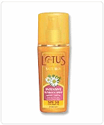 Foto Lotus Herbals Safe Sun Intensive Sun Block Spray SPF 50 UVA-Index 16
