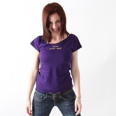Foto love your self - cuello cortado - alas oro