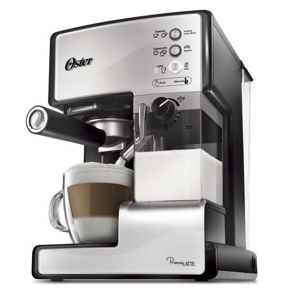 Foto Máquina de café Oster PrimaLatte BVSTEM6601S espresso automática