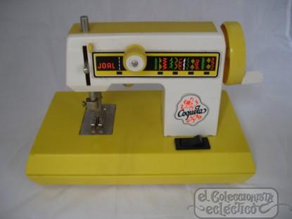 Foto Máquina de coser de juguete. marca joal. coquetas. años 70. españa