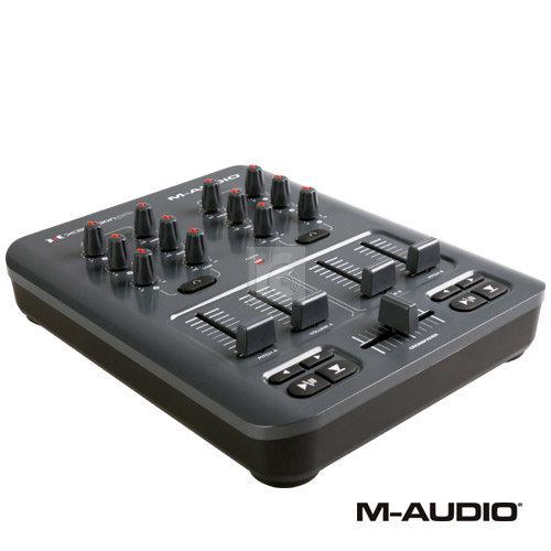 Foto M-Audio USB/MIDI-Controlador X-Session Pro