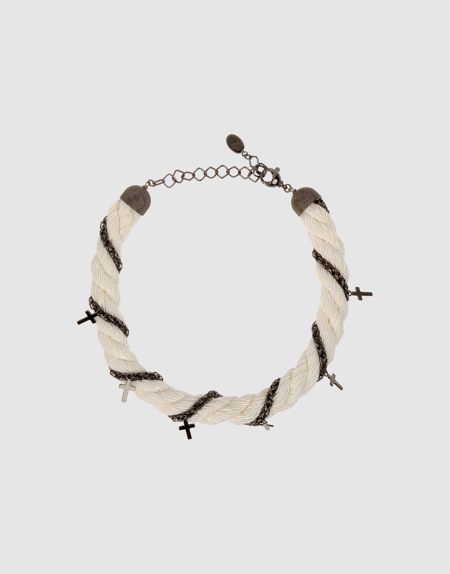 Foto Maria Francesca Pepe Collares Mujer Marfil