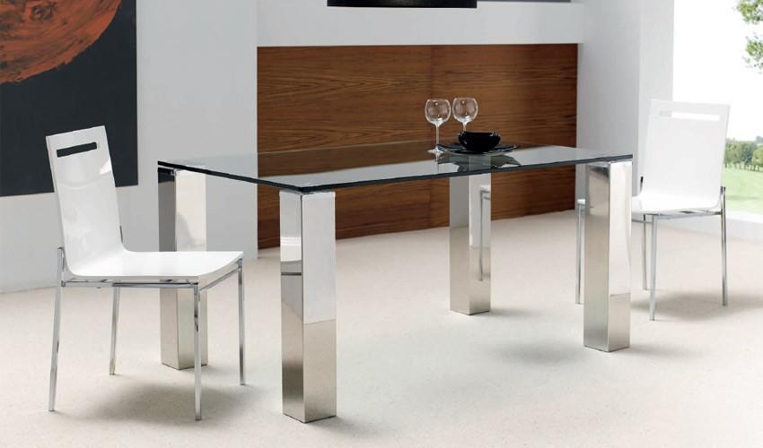 Foto Mesa de Comedor con Patas en Acero