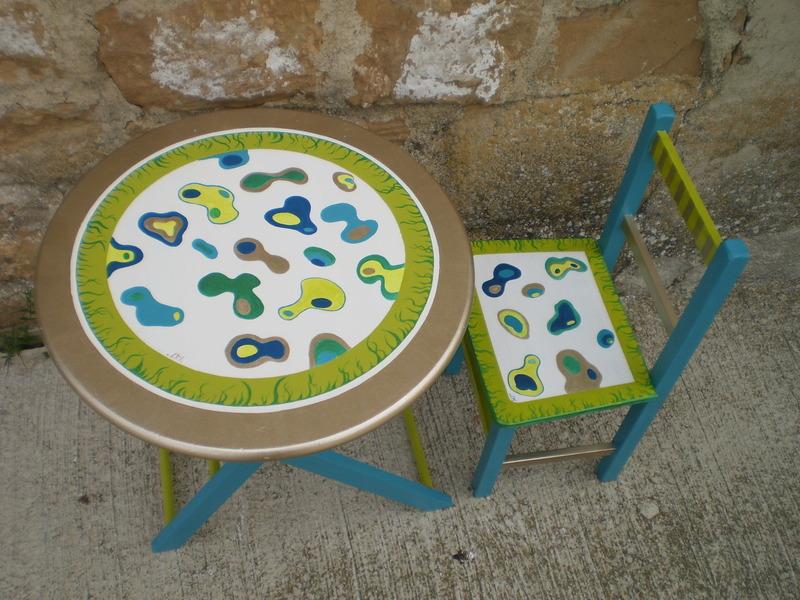 Foto mesa y silla infantil
