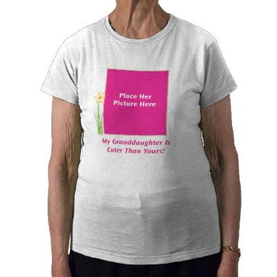 Foto Mi nieta es más linda Tshirt