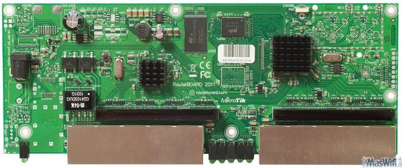 Foto Mikrotik RB2011L RouterBOARD 10 Puertos LAN (5 Gigabit), Atheros 600MHz, 64MB RAM, PoE, Nivel 4