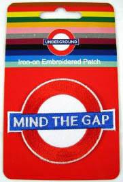 Foto Mind The Gap roundel iron-on cloth patch