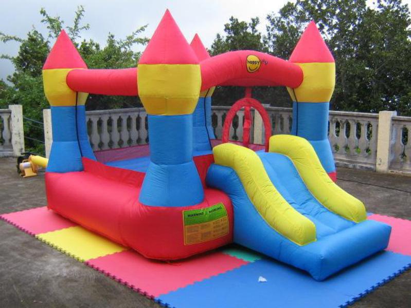 Foto Mini Castillo hinchable Happy Hop Principito Mini XL con tobogán.