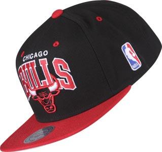 Foto Mitchell & Ness Nba Arch Chicago Bulls gorra negro rojo