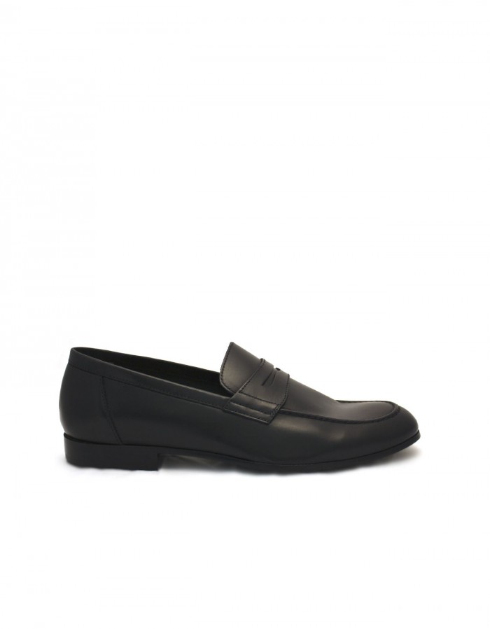Foto MOCASIN NERO GIARDINI - 89,00 €