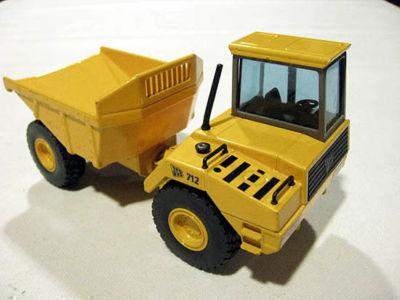 Foto modelo vehiculo metal compact joal camion jcb 712  escala 1:35 juguete año 198?