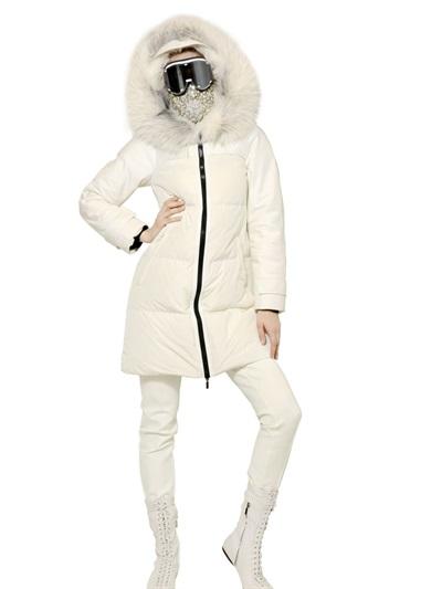 Foto moncler gamme rouge chaqueta de plumas techno y piel de zorro silver
