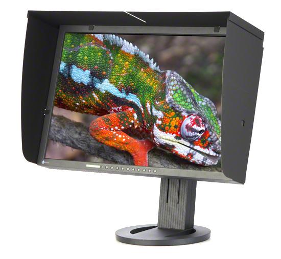 Foto Monitor Eizo FlexScan S2243W con visera de aluminio y i1Display Pro