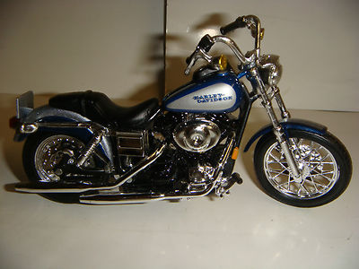 Foto Moto Harley-davidson- Escala 1/18-- Nº-27