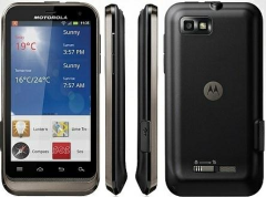 Foto MOTOROLA DEFY XT ANDROID SMARTPHONE DUSTPROOF AND WATER RESISTANT (3G 850/2