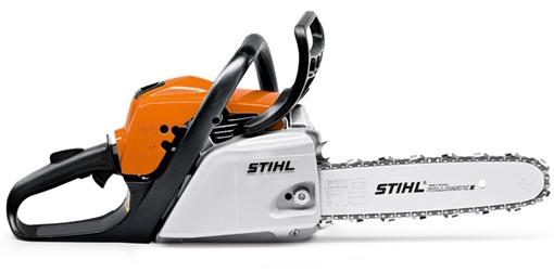Foto Motosierra Stihl gasolina 1,7 kw con 2,3 cv ideal para el jardin