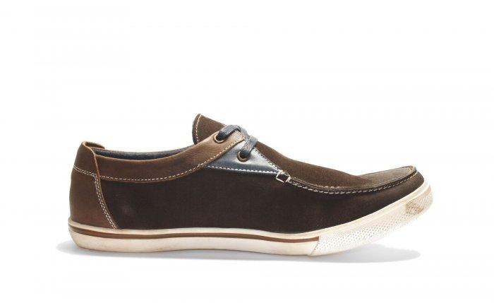 Foto Mustang, zapato moka