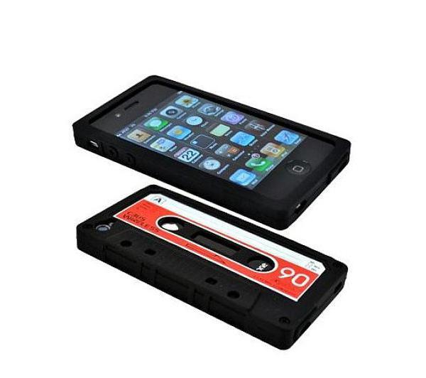 Foto Muvit Funda Retro Cassette negra de silicona para iPhone