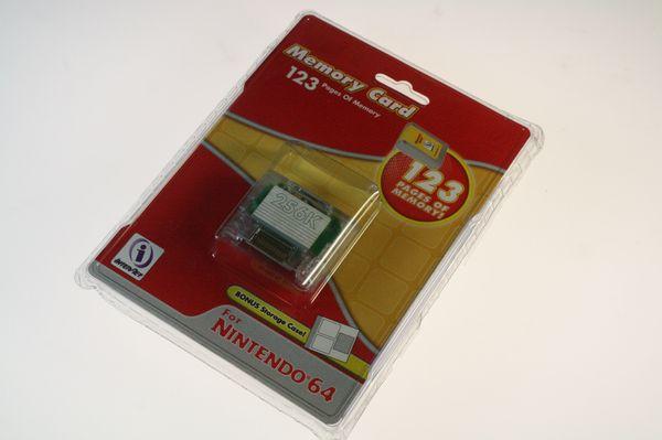 Foto N64 Compatible Memory Pak - Retail Packaged with free storage case!