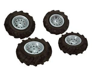Foto Neumáticos goma para tractores de pedales