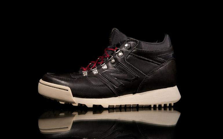 Foto New Balance H710
