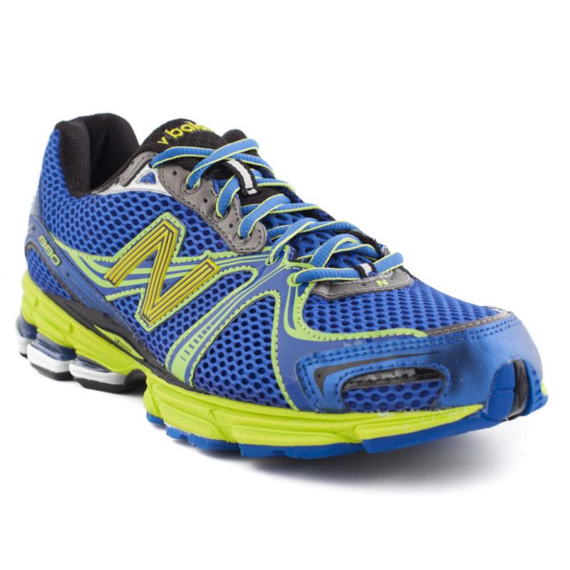 Foto New Balance M880
