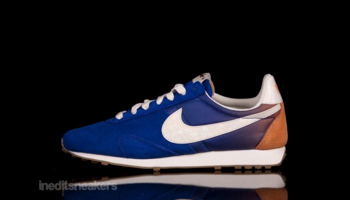 Foto Nike Wmns Pre Montreal Racer Fade