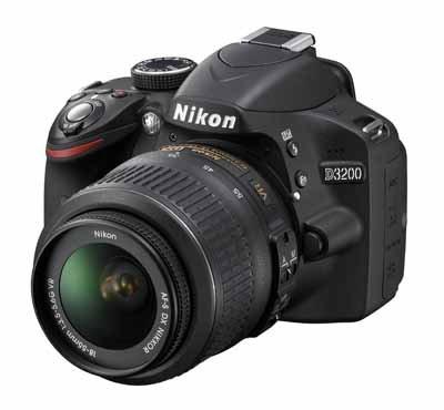 Foto Nikon D3200 Kit AF-S DX 18-55 VR Negro