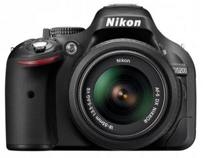 Foto Nikon D5200 + Af-s Dx 18-55 Mm Vr Negro