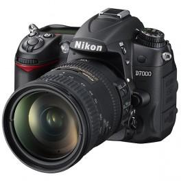 Foto Nikon D7000 + 18-200 VR II