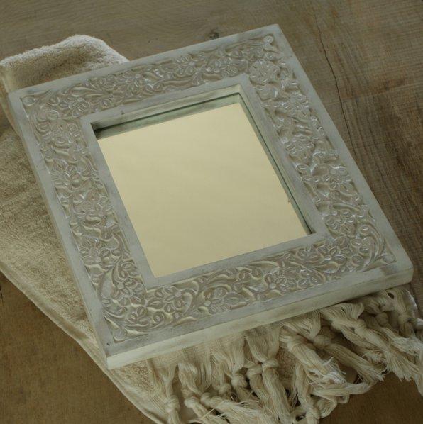 Foto Nkuku 'Darpna' Carved Wood Mirror (Distressed White)