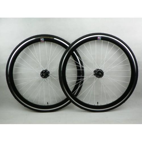Foto No Logo Black/White Spokes 40mm Fixie Wheelset - Flip Flop Hubs Includes Tyres & Tubes