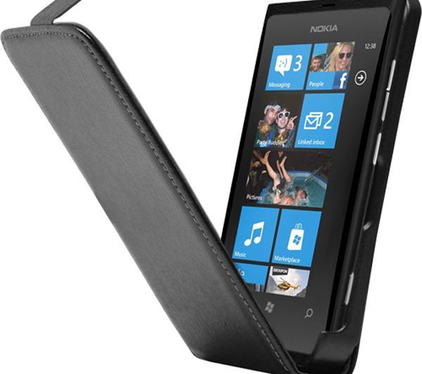 Foto Nokia Funda carcasa negra para Lumia 800