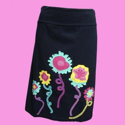 Foto Noos noos: falda azul marino flores relieve