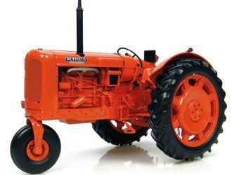 Foto Nuffield Universal 4 Diecast Model Tractor