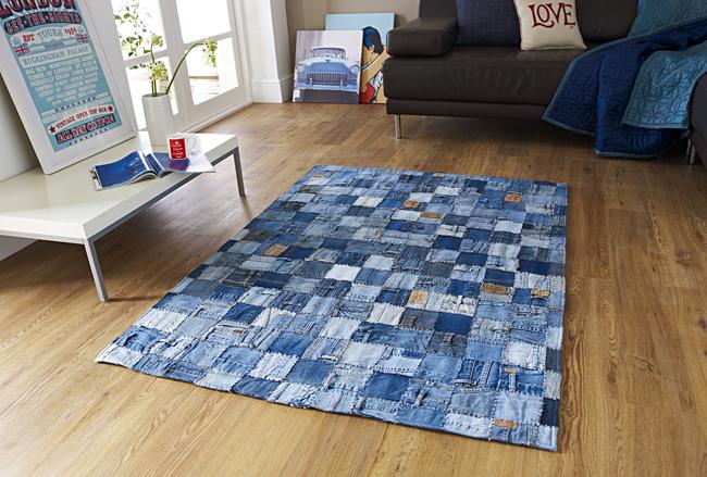 Foto OCR Denim Patchwork Made from pairs of real blue denim jeans Recta ...
