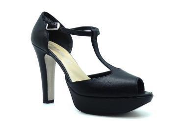 Foto Ofertas de zapatos de mujer Adela Gil 6135 negro