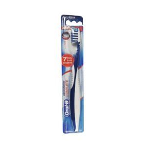 Foto Oral b pro-expert cross action toothbrush - medium