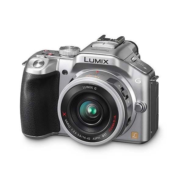 Foto Panasonic DMC-G5 with Lumix 14-42mm Power O.I.S. X Lens Kit (Silver)