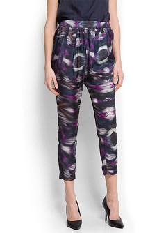 Foto Pantalón Estampado Pliegues morado MANGO