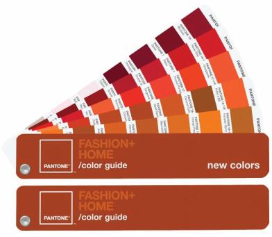 Foto PANTONE TEXTIL Fashion Home color guide