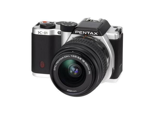 Foto Pentax K-01 + Dal 18-55mm Lens Silver&Black Camara Hibrida