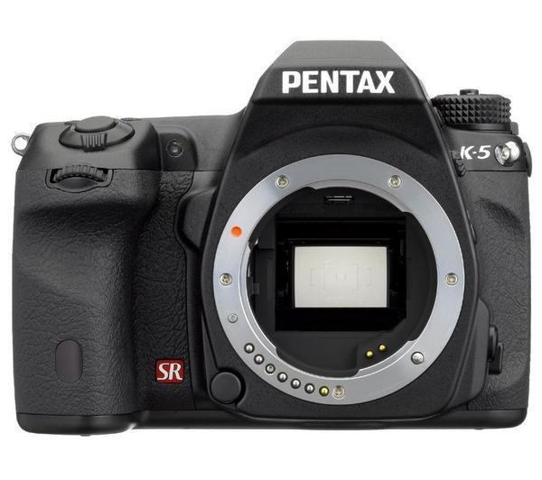 Foto Pentax K-5 - (sólo cuerpo) Incluye Cargador, Batería de litio