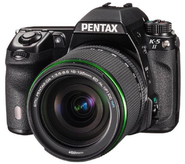 Foto Pentax K-5 II + objetivo DA 18-135 mm WR Incluye Cargador, Batería de litio