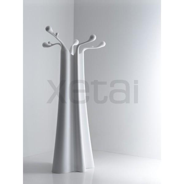 Foto Perchero Baobab de muebles MDF Italia.